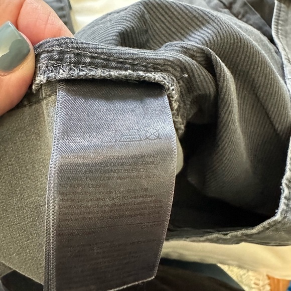 🌼GAP Girlfriend Chinos in Washed Black w Tuxedo Trim size 20 - Picture 4 of 8